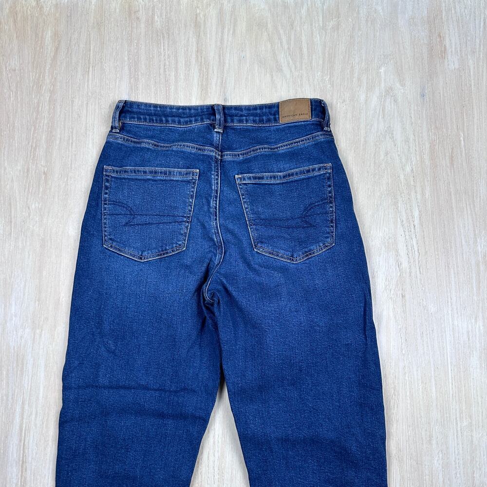 American Eagle Stretch Mom High Waisted Casual Dark Wash Denim Jeans 6 SHORT - Picture 15 of 16